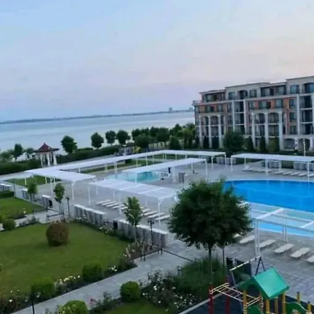 Apartahotel Premier Fort Beach 4*